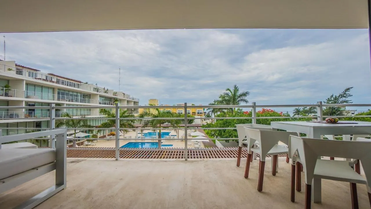הקונטקטים של Magia Playa 202 A Condo